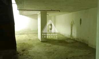 Imagem 3: Excelente Loja Comercial com Subsolo na Rua da Assembleia 229m²