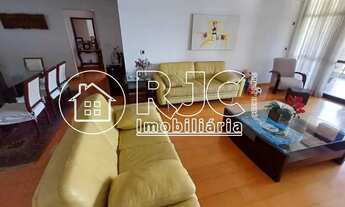 Imagem: Imóvel para venda possui 224 metros quadrados