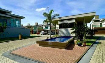 Imagem: Casas duplex com três suítes no condomínio