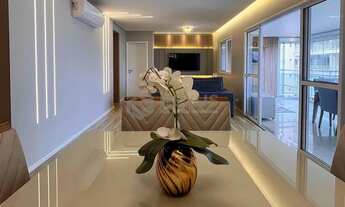 Imagem 7: Apartamento reformado com varanda gourmet e lazer em prédio novo a uma quadra da Praia das