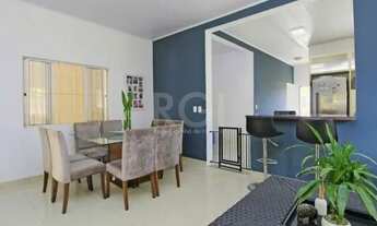 Imagem 6: Casa bairro Medianeira, com 3 dormitórios, 2 banheiros, com piscina para venda