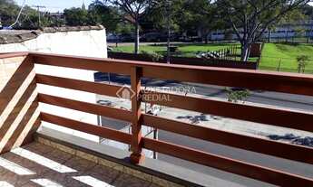 Imagem 2: PORTO ALEGRE - Apartamento Padrão - Partenon