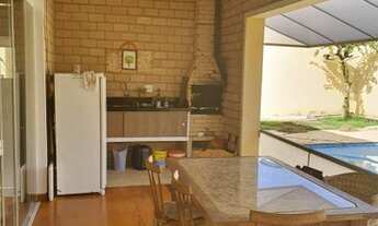 Imagem: Casa para venda tem 350 metros quadrados