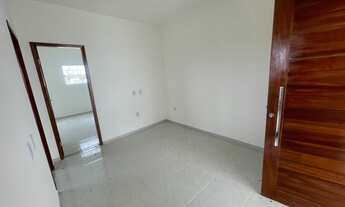 Imagem 3: Casa em rua pública