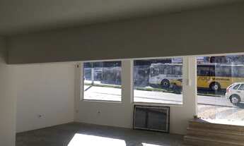 Imagem 6: Loja Comercial Galpão / depósito com 5 vagas na garagem