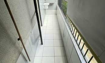 Imagem 4: Apartamento para venda possui 75 metros quadrados com 3 quartos em Jóquei Clube - Fortalez