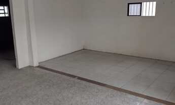 Imagem 6: Galpão com loja e salas de escritório