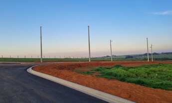 Imagem 3: Lote/Terreno para venda possui 180 metros quadrados em Jardim dos Ipês - Salto - São Paulo