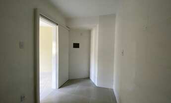 Imagem 4: Kitnet em frente a UFSC na trindade