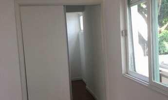 Imagem 3: Apartamento para aluguel e venda tem 65 m² com 2 quartos