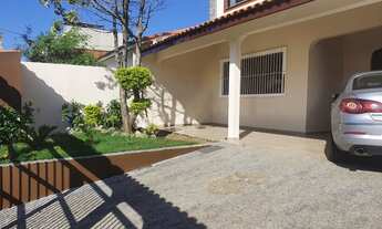 Imagem 3: Sobrado para venda à 150 mts da praia, 255mts2, com 4 quartos em Balneario Josedy - Peruíb