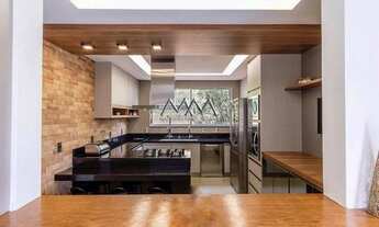 Imagem 7: Casa para Venda no Condomínio Vila Castela com 3 quartos - 450m² de área construída