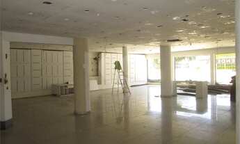 Imagem 7: Salvador - Prédio Inteiro - Caminho das Árvores