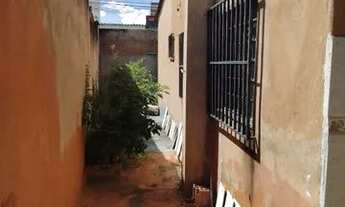 Imagem: Casa grande escriturada e bem localizada