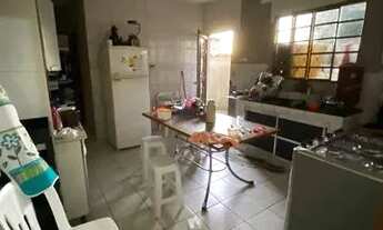 Imagem 3: Casa com 3 quartos à venda por R$ 300.000 - Jardim Gurilândia - Taubaté/SP