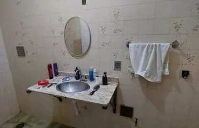 Imagem 6: Casa em Rua Pública na Coroa do Meio