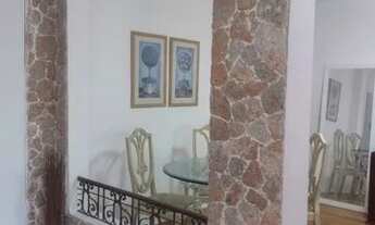 Imagem 3: Quarto p mulheres, Tijuca/Alto Boa Vista, longe de comunidade, em rua principal