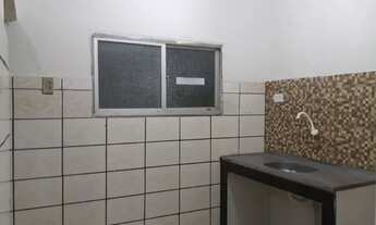 Imagem 2: Apt. Maranguape 1 - Paulista - 2q R$470 (incluso cond.) Pintado