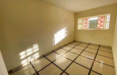 Imagem 5: ALUGO - Casa com 3 Quartos no Residencial Abussafe