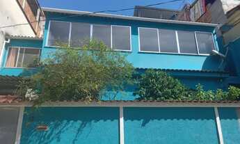 Imagem: Alugo sobrado em Curicica