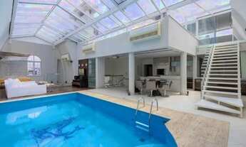 Imagem 2: Cobertura Duplex no Batel com 4 suítes e Piscina