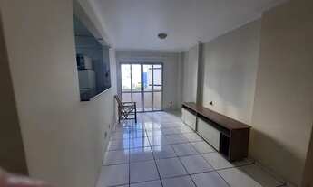 Imagem 2: Apartamento aluguel anual, com 2 dormitórios, semi mobiliado - Centro - Balneário Camboriú