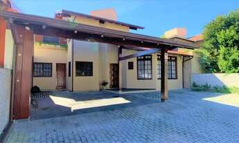 Imagem 1: Casa com 3 dormitórios à venda, 235 m² por R$ 2.450.000 - Santa Mônica - Florianópolis