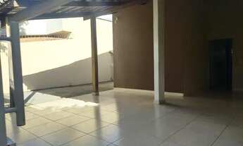 Imagem: Aluga-se casa com 3/4 na 806 sul