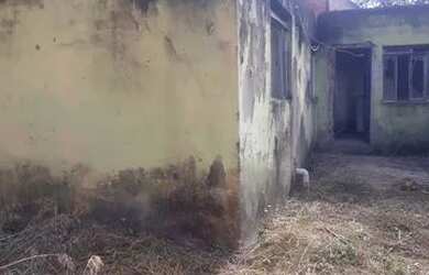 Imagem 3: Vendo terreno Casa com 2 dormitórios