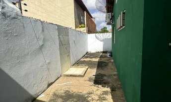 Imagem 4: Casa de três quartos na Zona Leste com amplo espaço