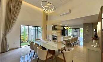 Imagem 3: Maravilhosa Casa Plana no Residencial 1 com porteira fechada