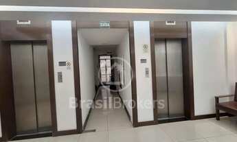 Imagem 3: Andar Inteiro (300 m²), a venda no Centro - Oportunidade!