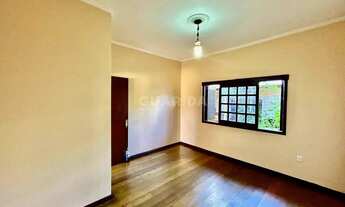 Imagem 5: Casa Residencial com 7 dormitórios, sendo 1 suíte, no bairro Cristo Redentor