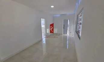 Imagem 2: Aluguel de Apartamento tipo Casa em Irajá