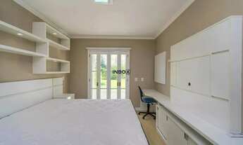 Imagem 3: Casa de Alto Padrão com 3 Suítes , Piscina e 4 Vagas