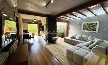 Imagem 3: Duplex para venda possui 119 m², com 2 quartos, bairro Mont Serrat - Porto Alegre - RS