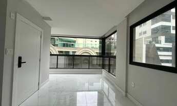 Imagem 4: Oportunidade na Meia Praia 1 Apto por Andar|3 Quartos Sendo 2 Suítes, 2 Vagas