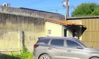 Imagem 2: Excelente casa com terreno, ideal para comércio, estacionamento, pousada, quitinetes..