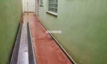 Imagem 5: Casa grande, rua privilegiada,150m² util com área verde