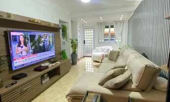 Imagem: Sobrado á venda em Condomínio Fechado