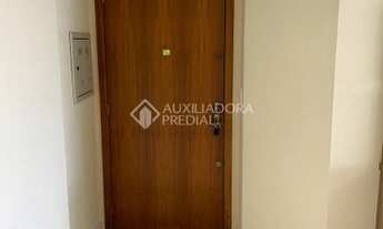 Imagem 6: PORTO ALEGRE - Apartamento Padrão - Jardim Itu