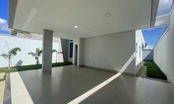 Imagem: Linda Casa, Proxima as Faculdade, 3 Quartos