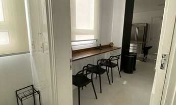 Imagem 3: Apartamento para aluguel e venda tem 405 metros quadrados com 4 quartos