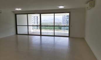 Imagem 2: Apartamento para venda com 237 metros quadrados com 4 quartos