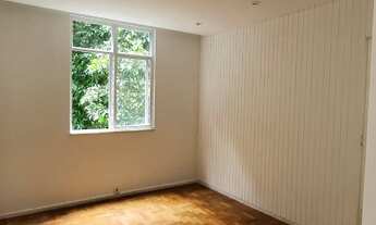 Imagem 7: De frente para o verde, silencioso, claro e arejado, junto do Bairro Peixoto