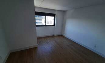 Imagem 7: Apartamento amplo e novo de 3 suítes e lavabo com vaga dupla e armário no bairro kobrasol