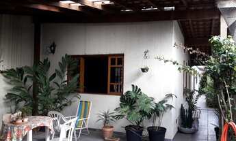 Imagem 2: Sobrado para venda possui 230 metros quadrados com 3 quartos