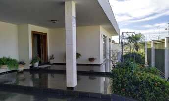 Imagem 5: Belíssima casa à venda, no centro de Santa Bárbara/SP com 313 m2 de construção e terreno d