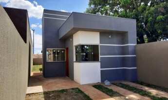 Imagem 2: Casa em rua pública