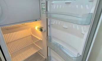 Imagem 6: Flat para aluguel possui 35 metros quadrados com 1 quarto em Granja Viana - Cotia - SP